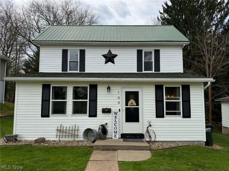 144 2nd Street, Carrollton, OH, 44615