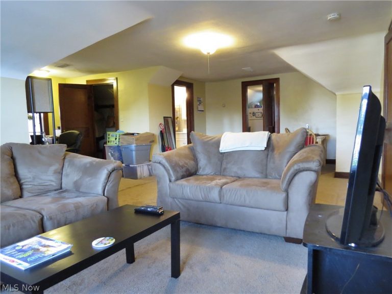 13513 Clifton Boulevard #3, Lakewood, OH - Photo 3