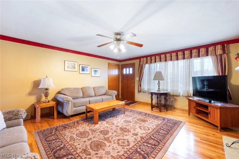 2739 Algonquin Drive, Poland, OH - Photo 8