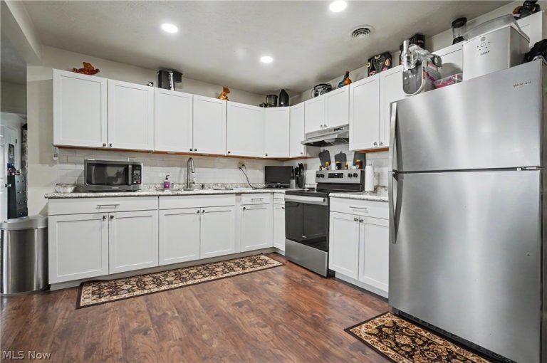 341 Stanford Street, Akron, OH - Photo 5