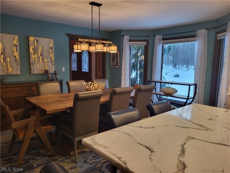 1882 Meadow Drive, Hinckley, OH - Photo 8