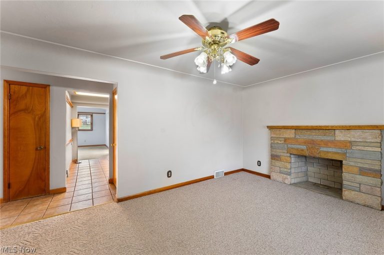 687 Moore Avenue, Campbell, OH - Photo 2
