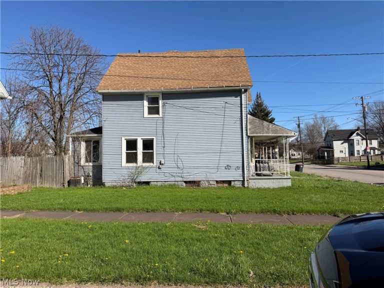 3569 Independence Road, Cleveland, OH - Photo 6