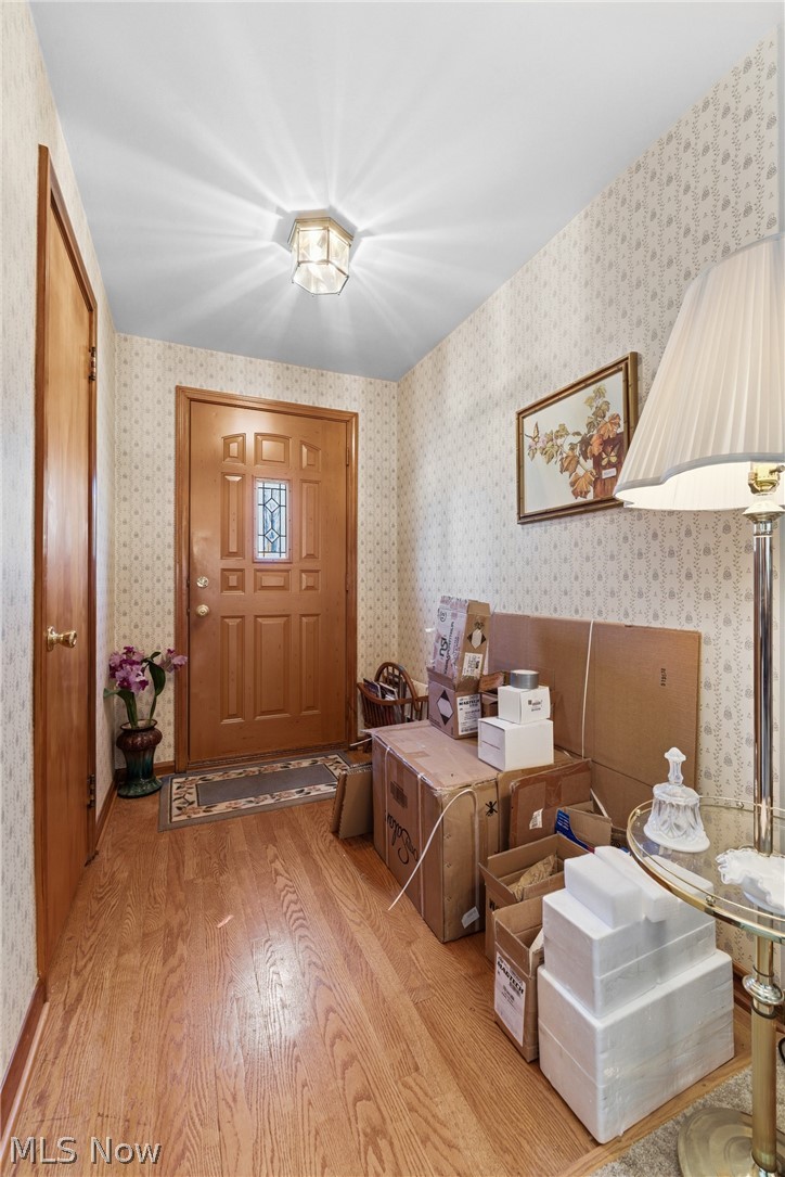 2883 Sharonwood Avenue, Canton, OH - Photo 8