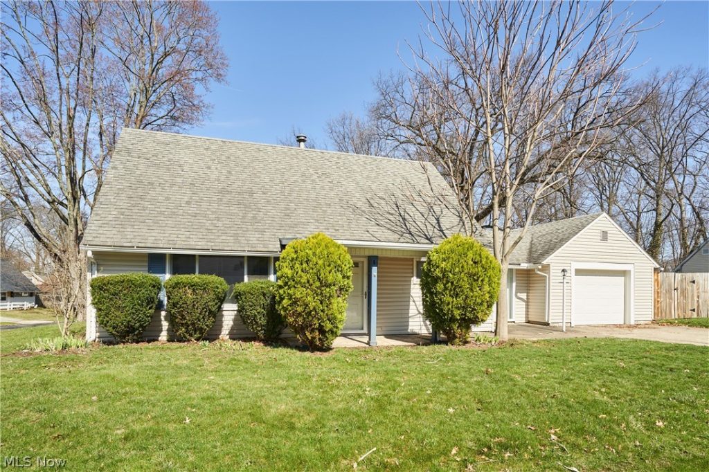1011 Cooper Drive, Cuyahoga Falls, OH