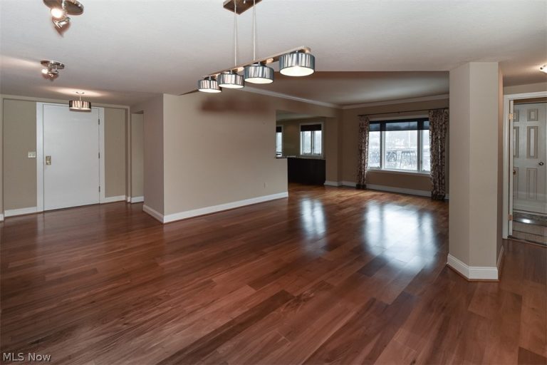 19000 Lake Road #2315, Rocky River, OH - Photo 5