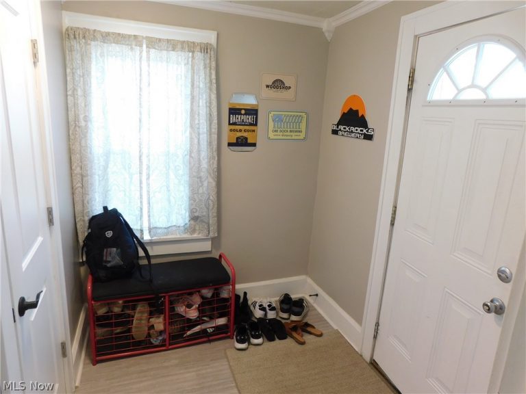 1915 34th Street, Canton, OH - Photo 6