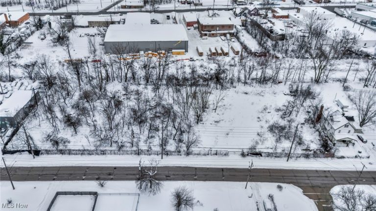 17001 Miles Avenue, Cleveland, OH, 44128