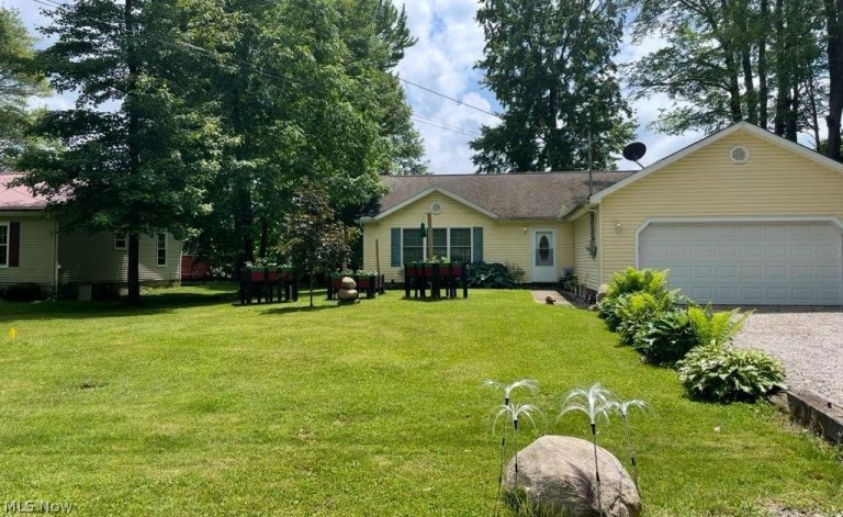 889 Long Shadow Lane, Roaming Shores, OH - Photo 2