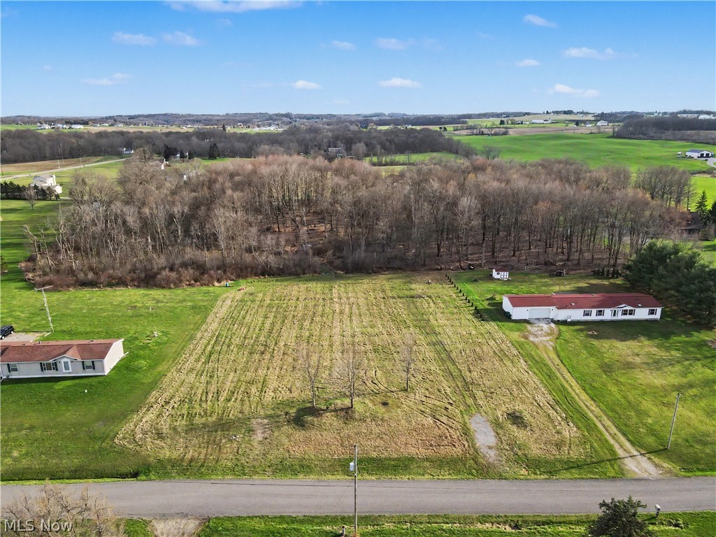 24865 Center Avenue, Alliance, OH