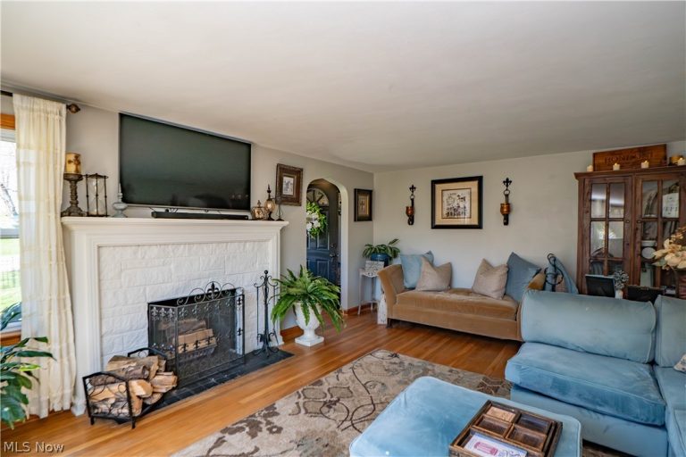 4902 Clardell Avenue, Canton, OH - Photo 8