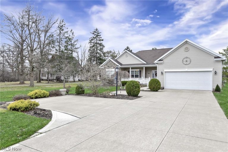 12218 Prospect Road, Strongsville, OH - Photo 2