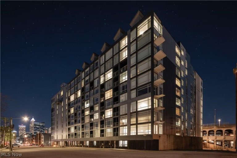 2222 Detroit Avenue #603, Cleveland, OH - Photo 2