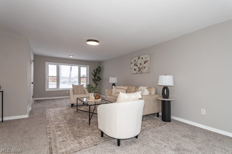 7325 Adkins Road, Mentor, OH - Photo 6