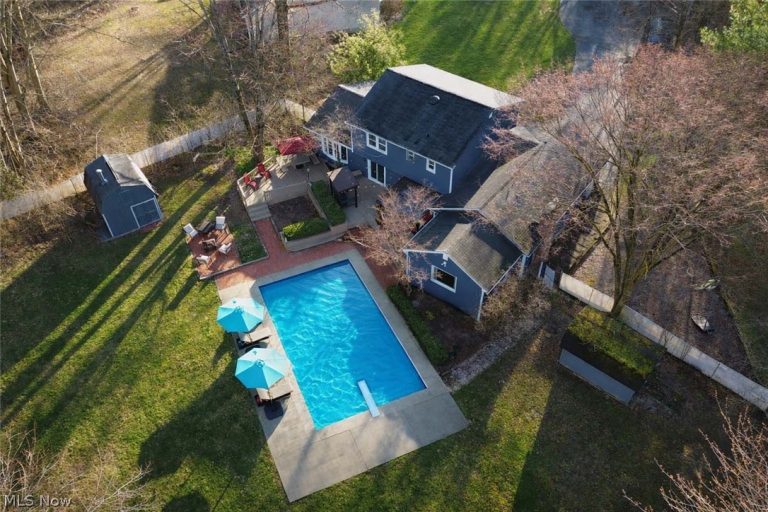 886 Ewing Road, Youngstown, OH - Photo 3