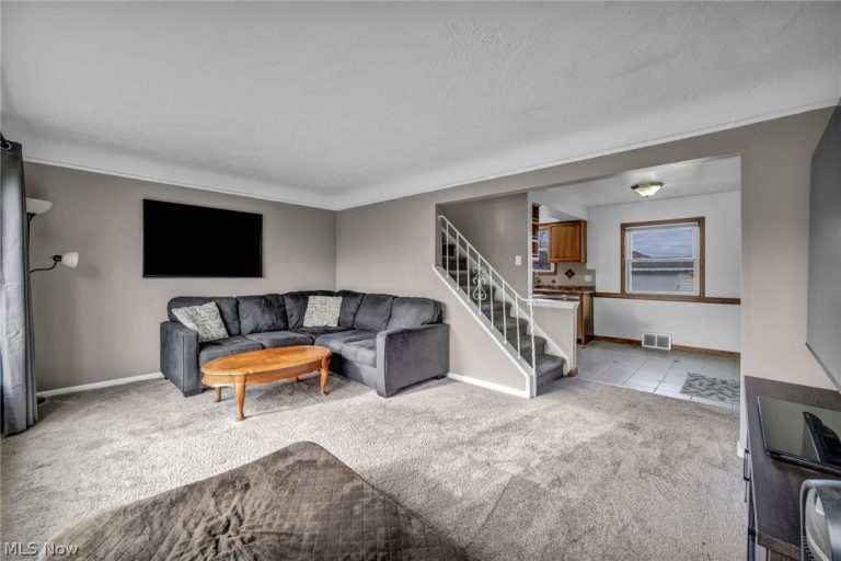 5360 131st Street, Garfield Heights, OH - Photo 4