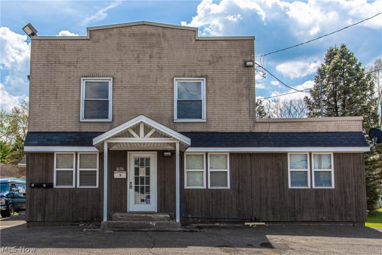 6178 Youngstown Hubbard, Hubbard, OH - Photo 2