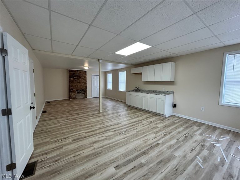 1120 Main #21, Follansbee, WV - Photo 4