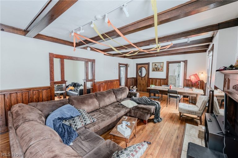 258 Pleasant Street, Oberlin, OH - Photo 6