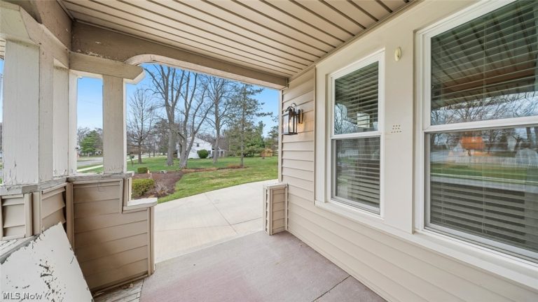 133 Belmar Boulevard, Avon Lake, OH - Photo 5