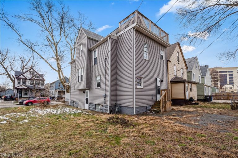 2314 95th Street, Cleveland, OH - Photo 3