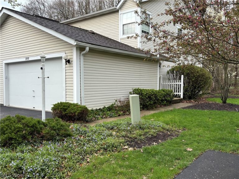 2898 Heatherwood Court, Stow, OH, 44224