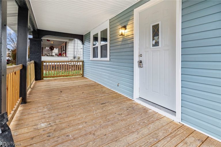 2711 Blair Place, Canton, OH - Photo 3