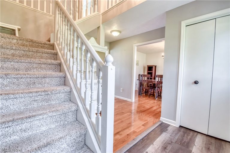 7052 Cornell Lane, Mentor, OH - Photo 5