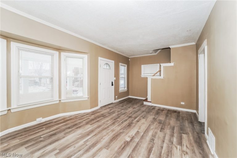 2021 93rd Street, Cleveland, OH - Photo 4