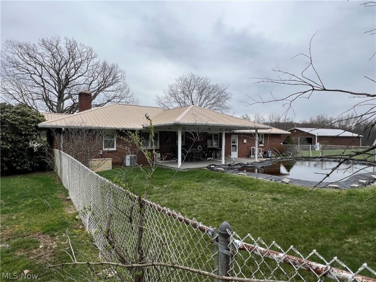 1099 Steubenville Road, Carrollton, OH - Photo 6