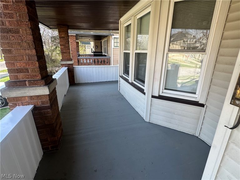 3342 Desota Avenue #1, Cleveland Heights, OH - Photo 3