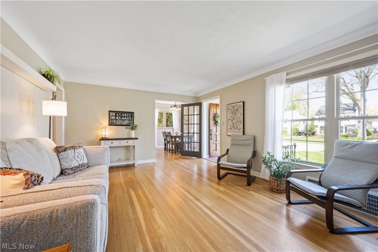 19687 Laurel Avenue, Rocky River, OH - Photo 8