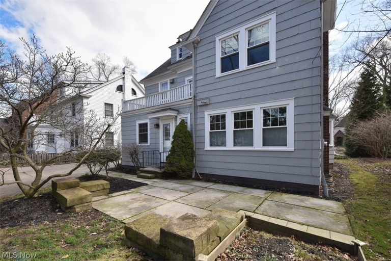 3382 Kenmore Road, Shaker Heights, OH - Photo 3