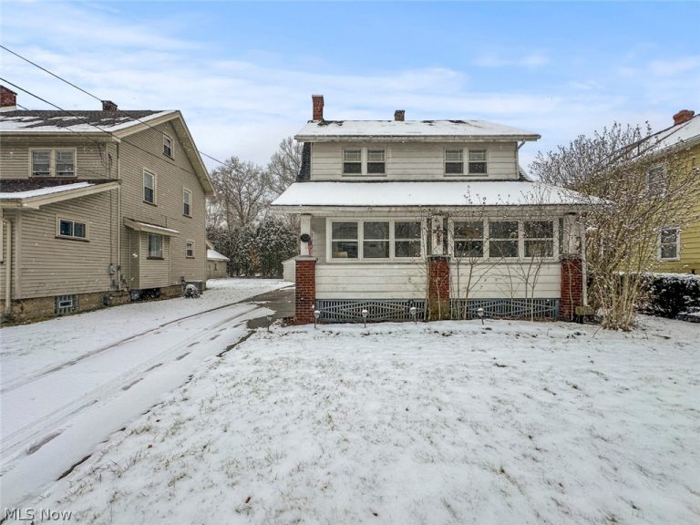 32 Como Street, Struthers, OH - Photo 2
