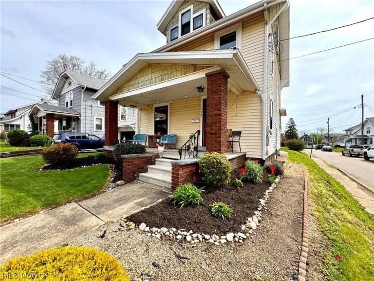 134 Roslyn Avenue, Canton, OH - Photo 8