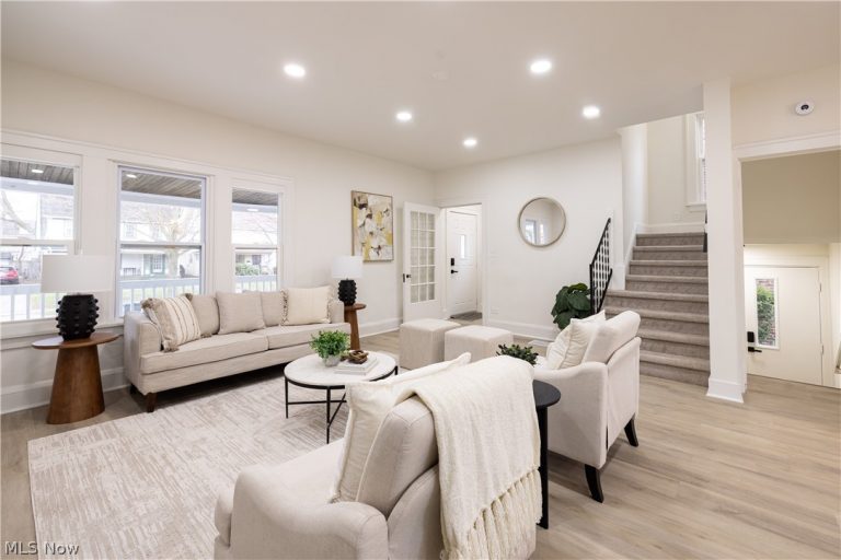 3379 Tullamore Road, Cleveland Heights, OH - Photo 4