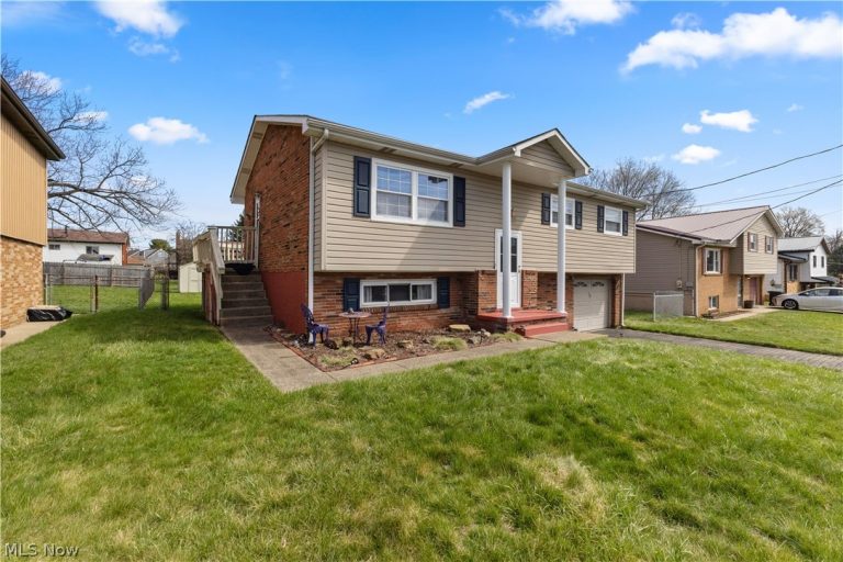 115 Arena Drive, Weirton, WV - Photo 3