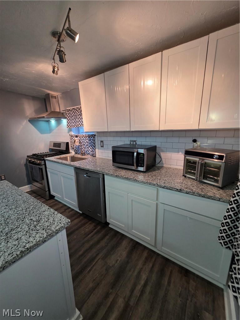 4456 47th Street, Old Brooklyn, OH - Photo 5