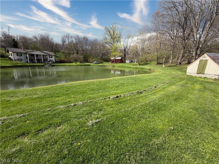 16213 Park Way, East Liverpool, OH - Photo 5