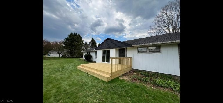 3730 Sunnyfield Drive, Copley, OH - Photo 2