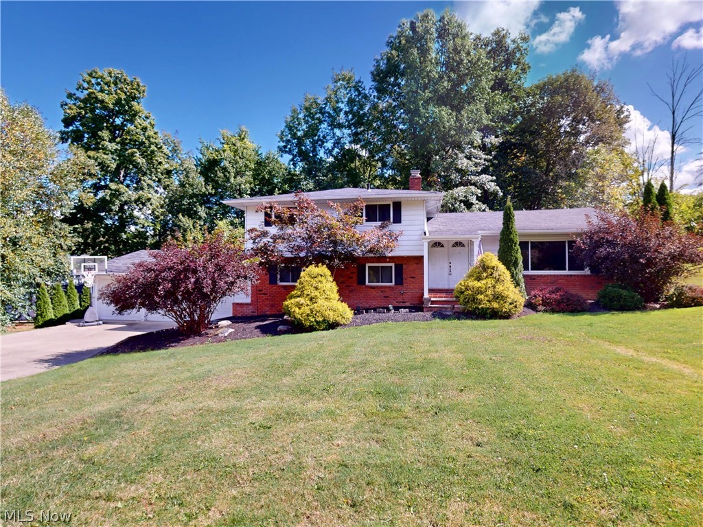 38280 Fox Run Drive, Solon, OH