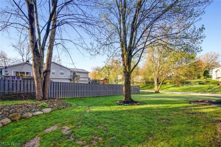 561 Bath Hills Boulevard, Akron, OH - Photo 5