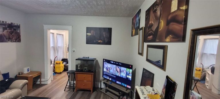 1222 172nd Street, Cleveland, OH - Photo 8