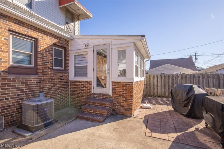 903 North Avenue, Cleveland, OH - Photo 2