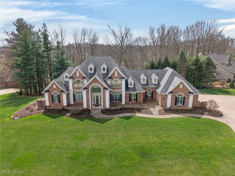 5502 Deer Pines Drive, Clinton, OH - Photo 2