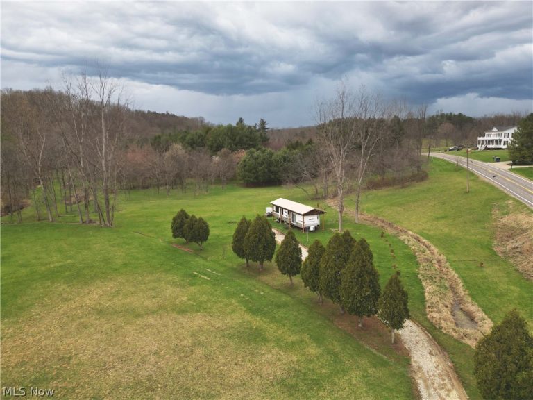 8766 Glenwood Road, Cumberland, OH, 43732