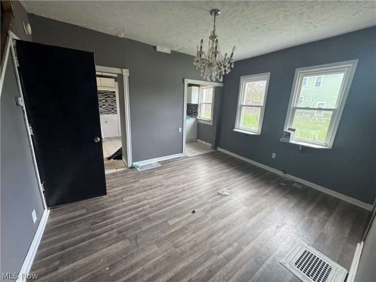 12600 Forest Hill Avenue, Cleveland, OH - Photo 5