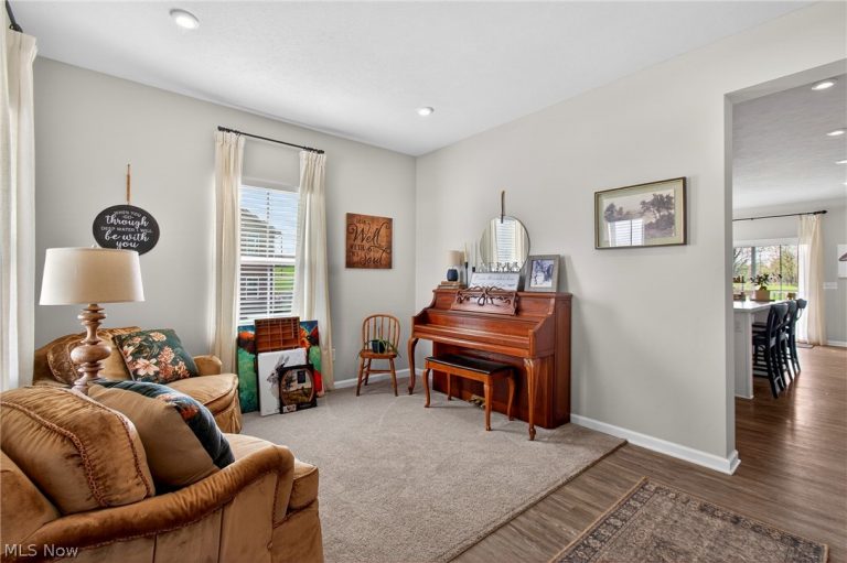 6122 Lavenham Road, Massillon, OH - Photo 5