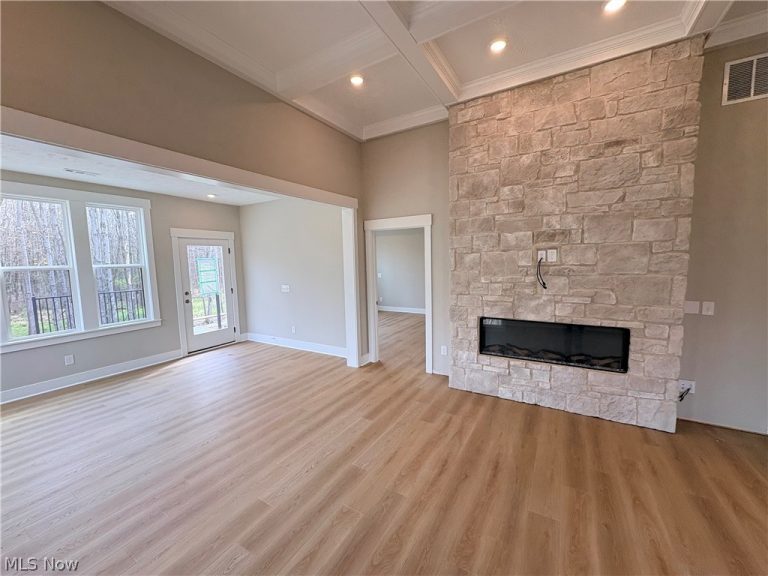 4127 Averi Lane, Orange, OH - Photo 5