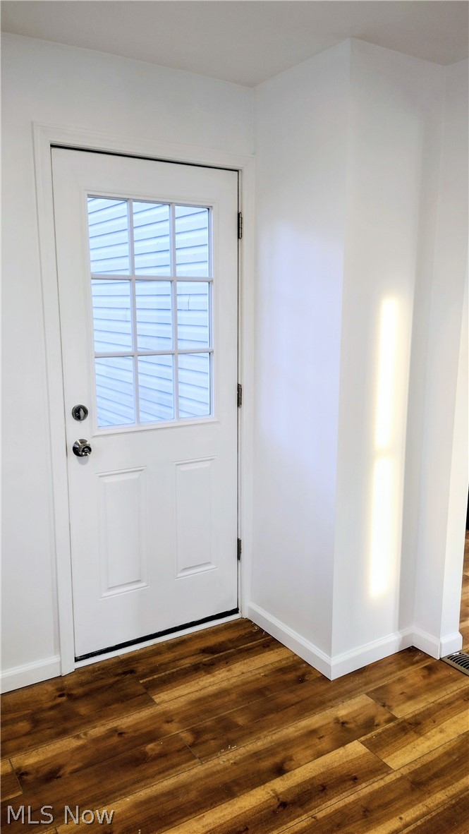 1867 Triplett Boulevard, Akron, OH - Photo 3